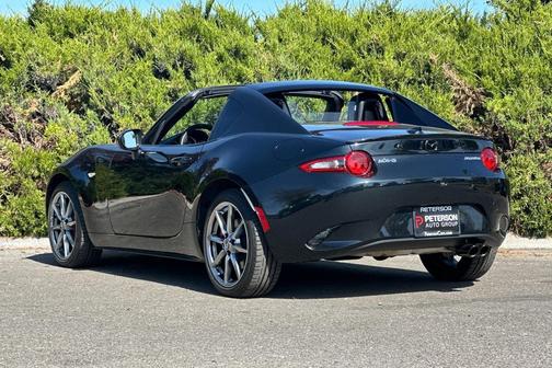 2022 Mazda MX-5 Miata RF Grand Touring
