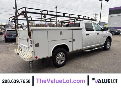 2017 RAM 3500 Tradesman Crew Cab 4x4 8' Box