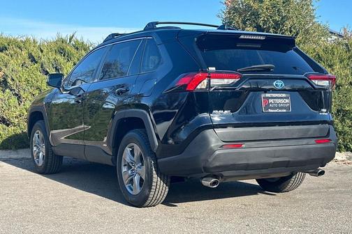 2023 Toyota RAV4 Hybrid XLE