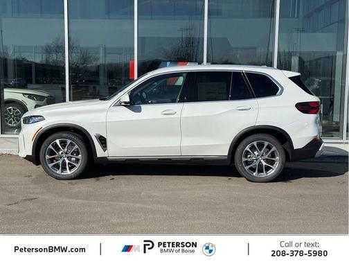 Mineral White Metallic 2026 BMW X5 xDrive40i