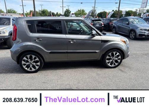 Bright Silver Metallic 2013 Kia Soul !