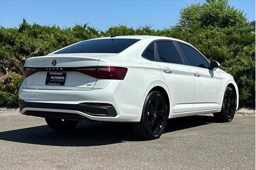 2025 Volkswagen Jetta 1.5T SE