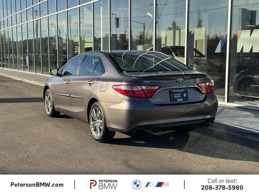 2017 Toyota Camry SE