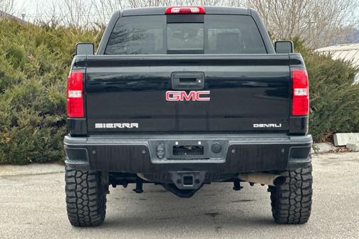 2016 GMC Sierra 2500 Denali