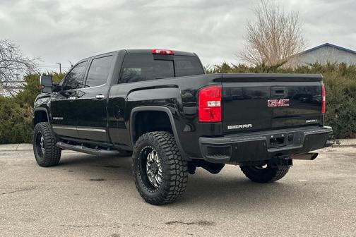 2016 GMC Sierra 2500 Denali