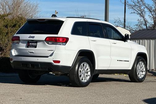 2022 Jeep Grand Cherokee Laredo