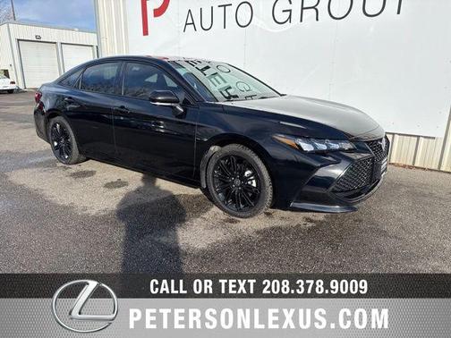 2022 Toyota Avalon Hybrid XSE