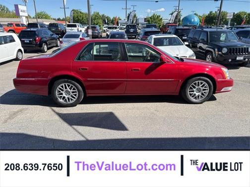 2010 Cadillac DTS Luxury Collection