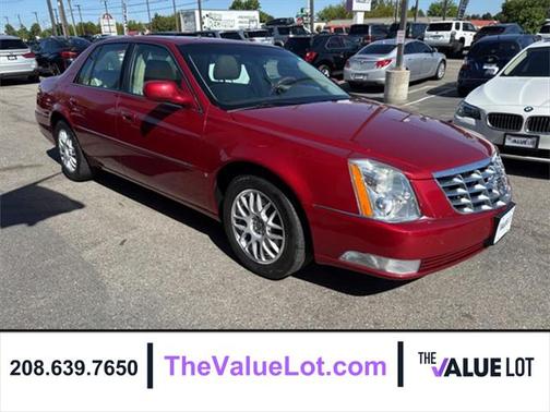 2010 Cadillac DTS Luxury Collection