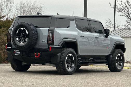 2024 GMC HUMMER EV SUV 2X
