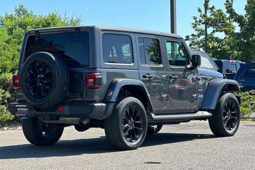 2022 Jeep Wrangler Unlimited 4xe Sahara