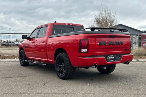 2017 RAM 1500 Night Crew Cab 4x4 6'4' Box