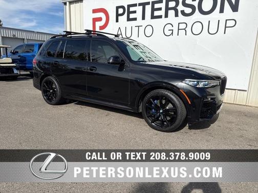 2022 BMW X7 M50i