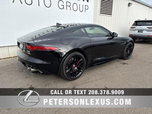 2017 Jaguar F-TYPE R