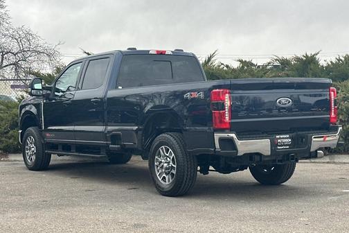 2024 Ford F-350 Lariat Super Duty
