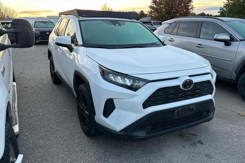 2020 Toyota RAV4 LE