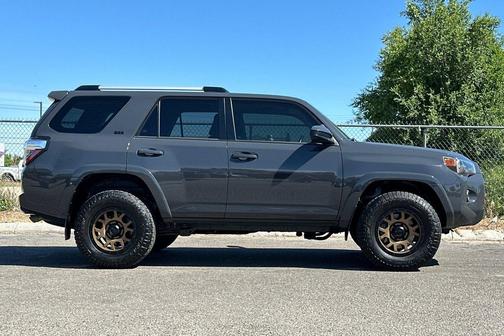 Underground 2024 Toyota 4Runner SR5