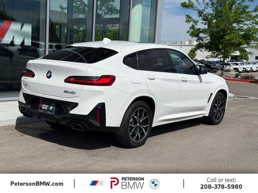 Alpine White 2023 BMW X4 M40i