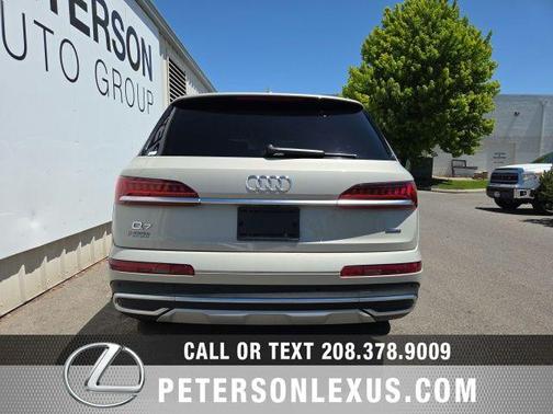 Vicuna Beige Metallic 2022 Audi Q7 55 Premium Plus