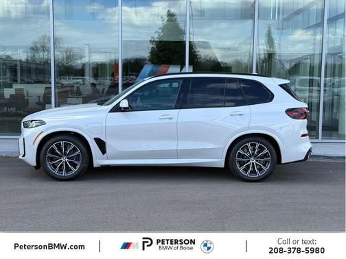 Mineral White Metallic 2026 BMW X5 PHEV xDrive50e
