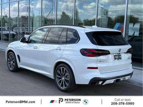 Mineral White Metallic 2026 BMW X5 PHEV xDrive50e