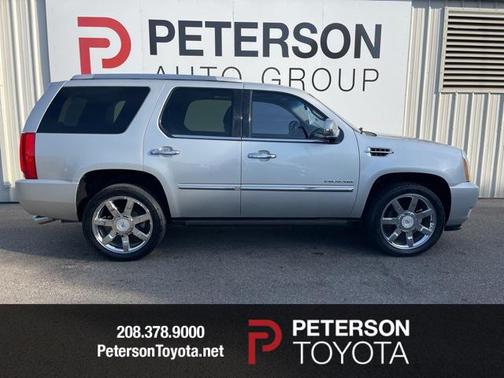 2011 Cadillac Escalade Premium