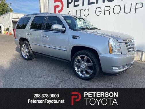 2011 Cadillac Escalade Premium