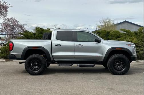 2024 GMC Canyon AT4X