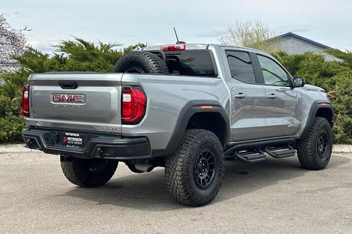 2024 GMC Canyon AT4X
