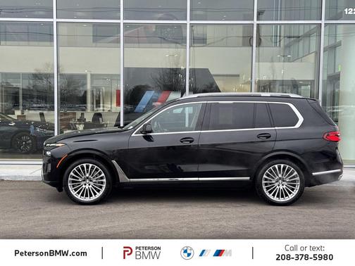 2023 BMW X7 xDrive40i