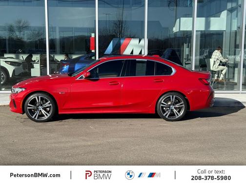 2023 BMW 330e xDrive