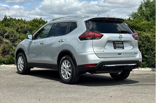 2019 Nissan Rogue Hybrid SV