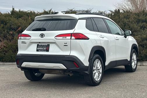 2022 Toyota Corolla Cross LE