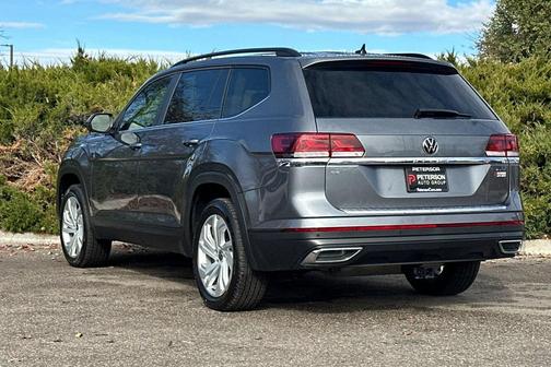 2023 Volkswagen Atlas 2.0T SE w/Technology 4MOTION