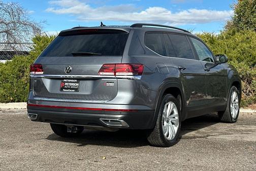 2023 Volkswagen Atlas 2.0T SE w/Technology 4MOTION