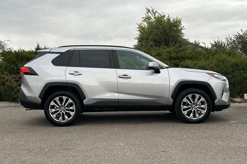 2024 Toyota RAV4 Limited