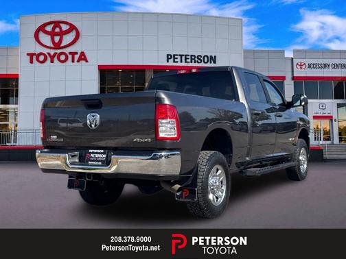 Granite Crystal Metallic Clearcoat 2022 RAM 2500 Big Horn Crew Cab 4x4 6'4' Box