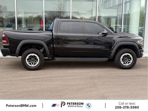 Diamond Black Crystal Pearlcoat 2021 RAM 1500 TRX