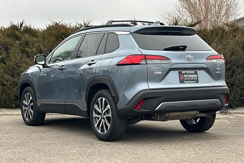 2023 Toyota Corolla Cross XLE