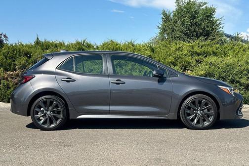 2025 Toyota Corolla XSE