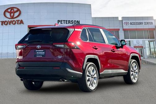 2025 Toyota RAV4 XLE Premium