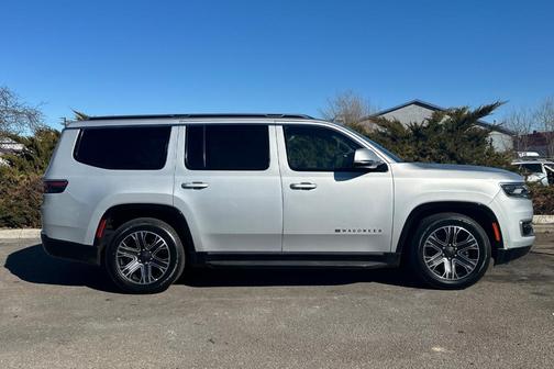2022 Jeep Wagoneer Series III