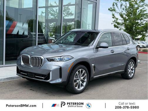 Skyscraper Grey Metallic 2026 BMW X5 PHEV xDrive50e