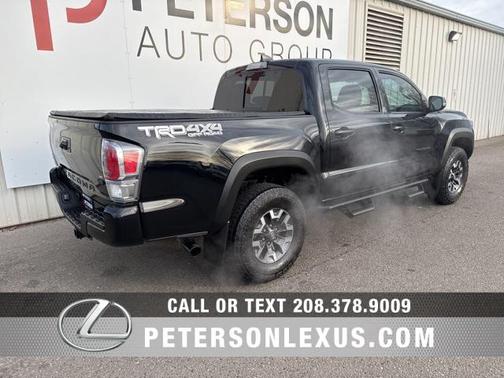 2023 Toyota Tacoma TRD Off-Road3.