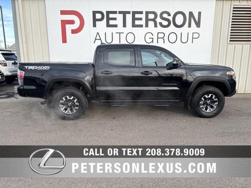 2023 Toyota Tacoma TRD Off-Road3.