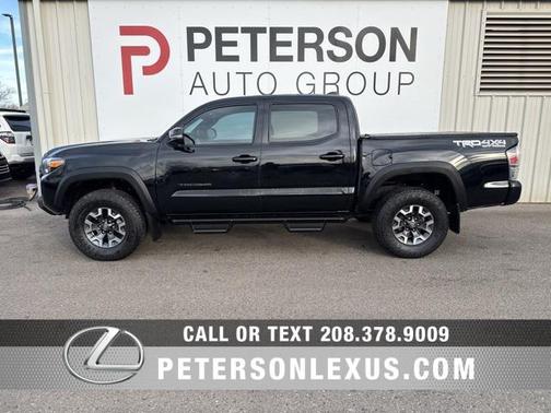 2023 Toyota Tacoma TRD Off-Road3.