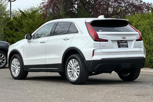 2024 Cadillac XT4 Luxury