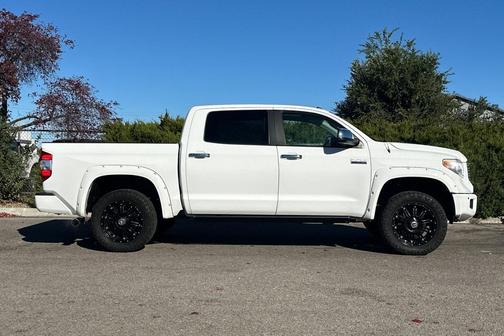 2015 Toyota Tundra Platinum