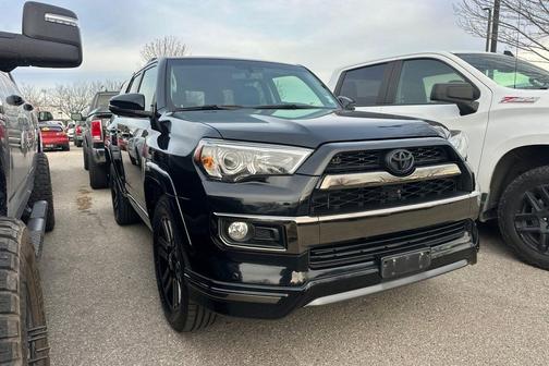 Midnight Black Metallic 2019 Toyota 4Runner Limited