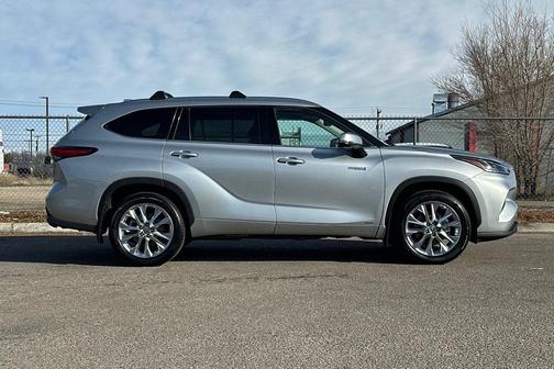 2021 Toyota Highlander Hybrid Limited